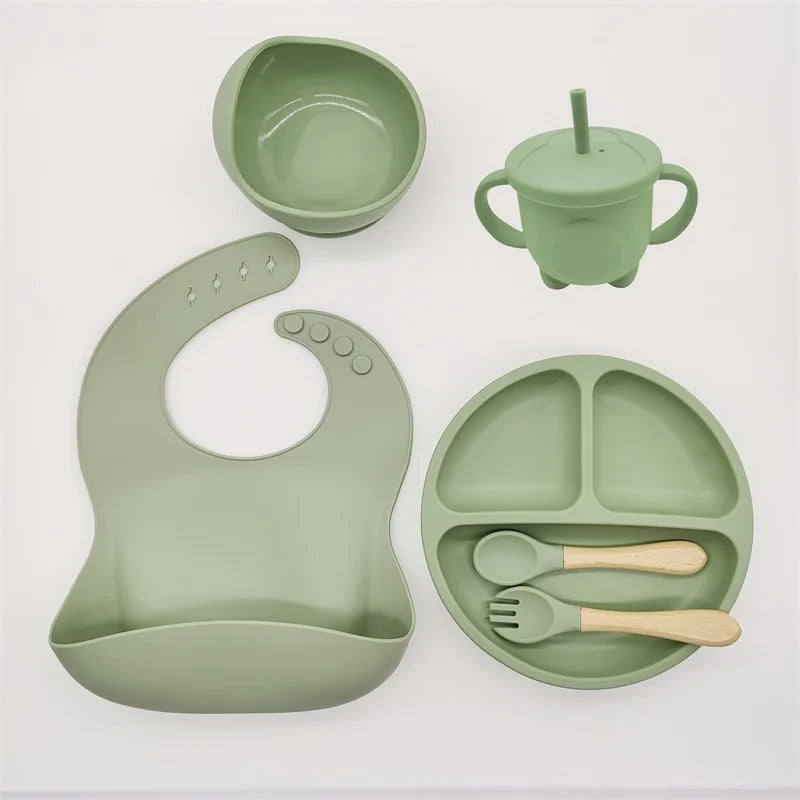 Children's Silicone Tableware Set - 6/8-Piece Baby Feeding Essentials with Suction Cups, Forks, Spoons, Bibs, Straws, and Cups